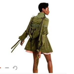 NEW! FENTY PUMA by Rihanna Bow Cuff Parachute Jacket - XS -** Small Flaw**